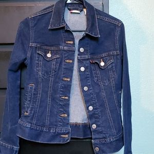 Levi's denim jacket